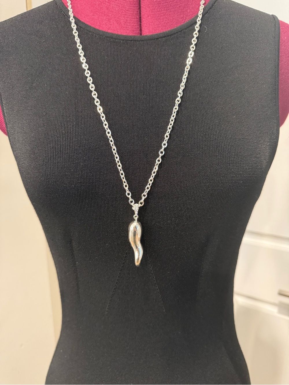 Italian Horn (Cornicello) Pendant Necklace – 24